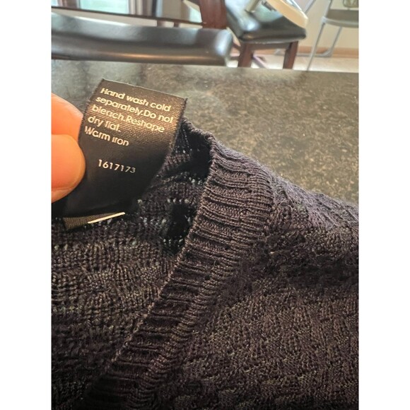 Segreto Sweater Size XL V Neck 100% Pure New Wool Fine Merino Textured Navy - Picture 16 of 16